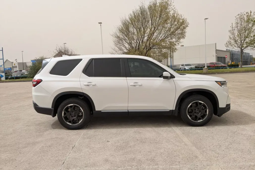 2025 Honda Pilot EX-L photo 1