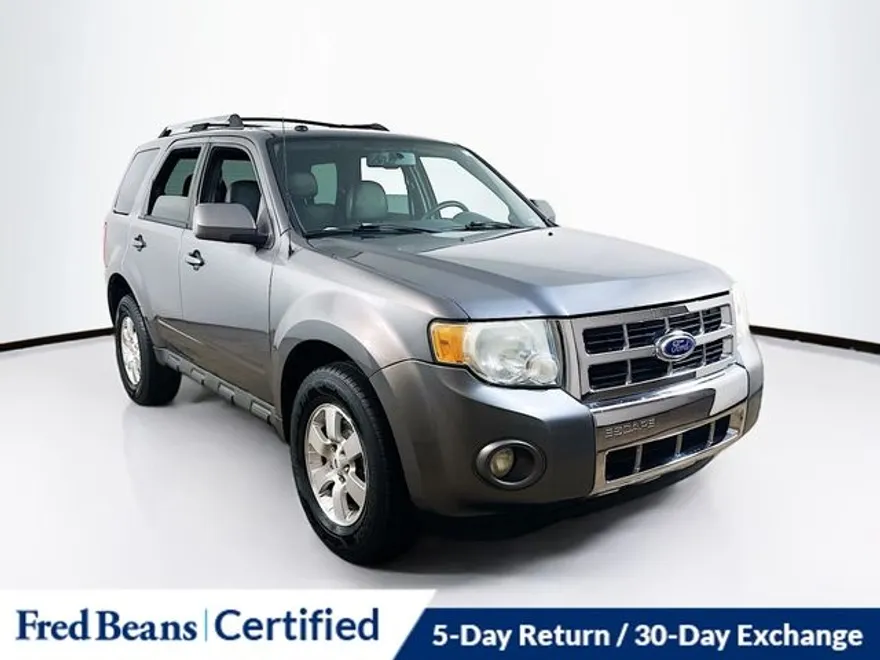 2010 Ford Escape Limited photo 1