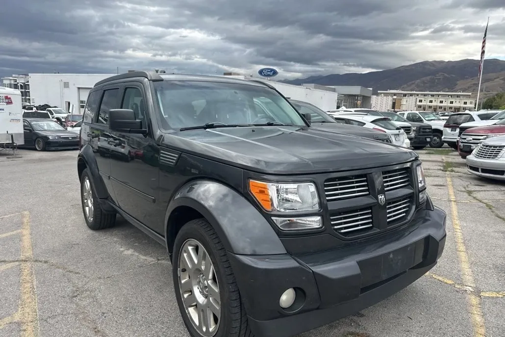 2010 Dodge Nitro Detonator photo 1