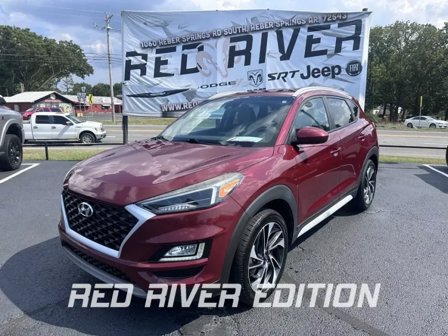2019 Hyundai Tucson Sport photo 1