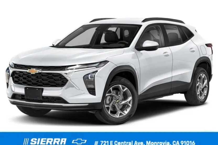 2025 Chevrolet Trax ACTIV photo 1