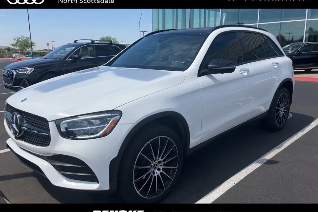 2021 Mercedes Benz GLC 300 photo 1