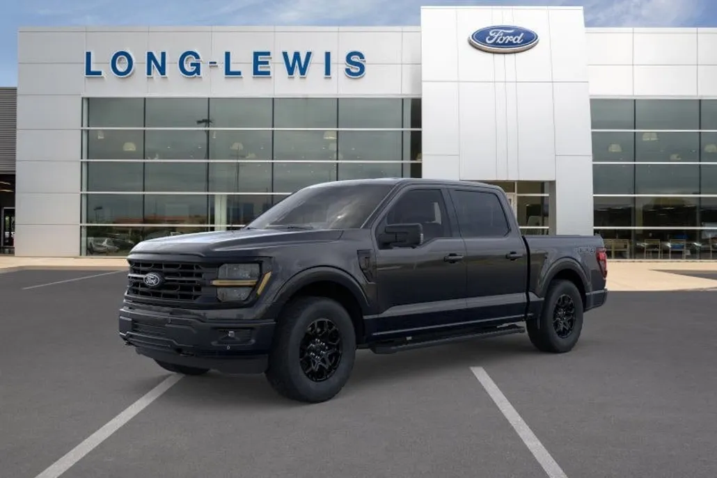 2025 Ford F-150 XLT photo 1