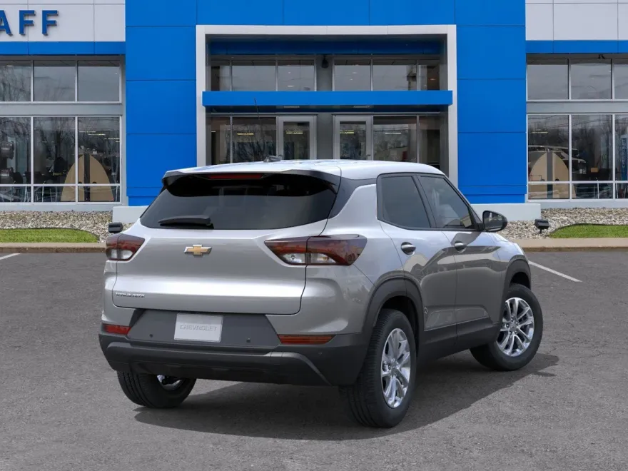 2026 Chevrolet Trailblazer LS photo 1