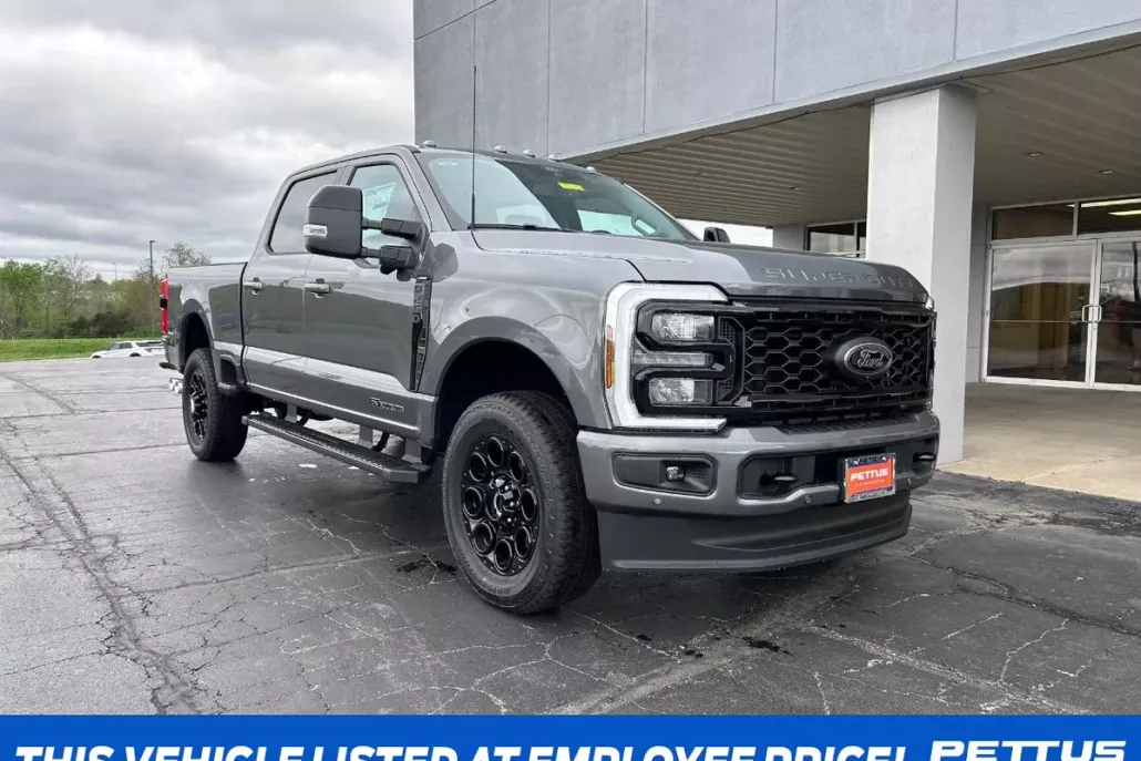 2025 Ford F-250 Lariat photo 1