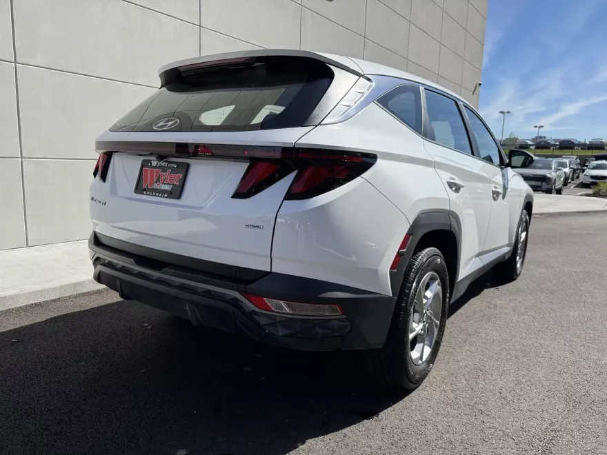 2023 Hyundai Tucson SE photo 1