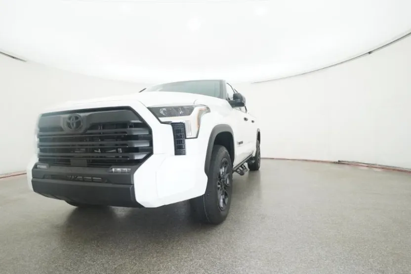 2026 Toyota Tundra SR5 CrewMax photo 1