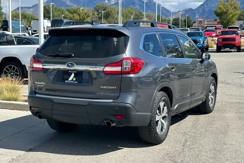 2019 Subaru Ascent Premium photo 1