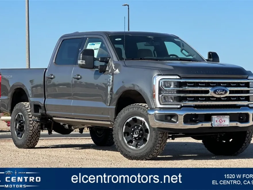 2025 Ford F-350 Lariat photo 1
