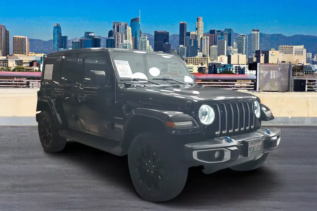 2023 Jeep Wrangler Sahara 4xe photo 1