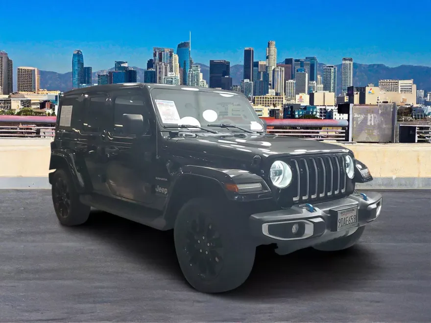 2023 Jeep Wrangler Sahara 4xe photo 1