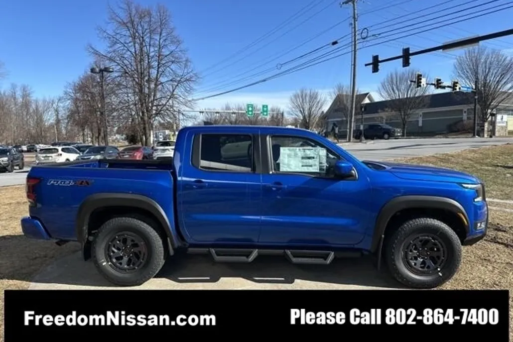 2025 Nissan Frontier PRO-4X photo 1