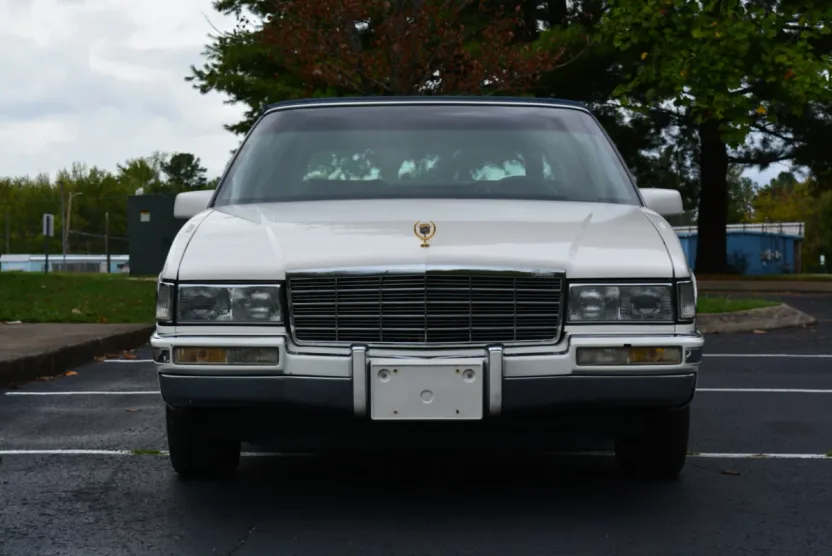 1992 Cadillac DeVille photo 1