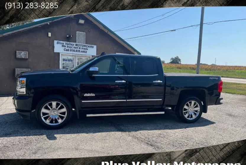 2017 Chevrolet Silverado 1500 High Country photo 1