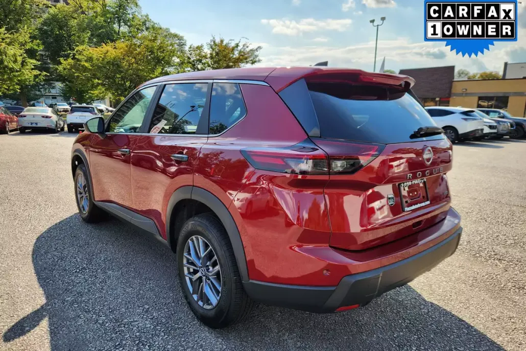 2025 Nissan Rogue S photo 1