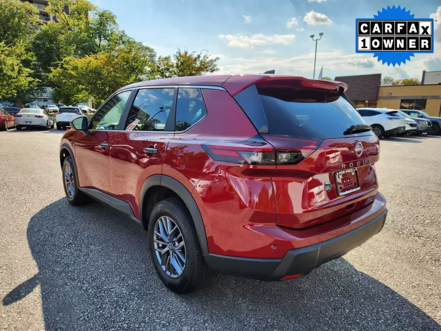 2025 Nissan Rogue S photo 1