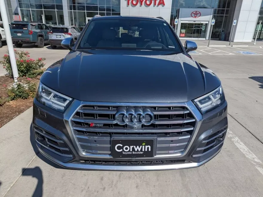 2018 Audi SQ5 Prestige photo 1
