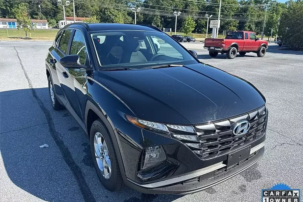 2024 Hyundai Tucson SEL photo 1