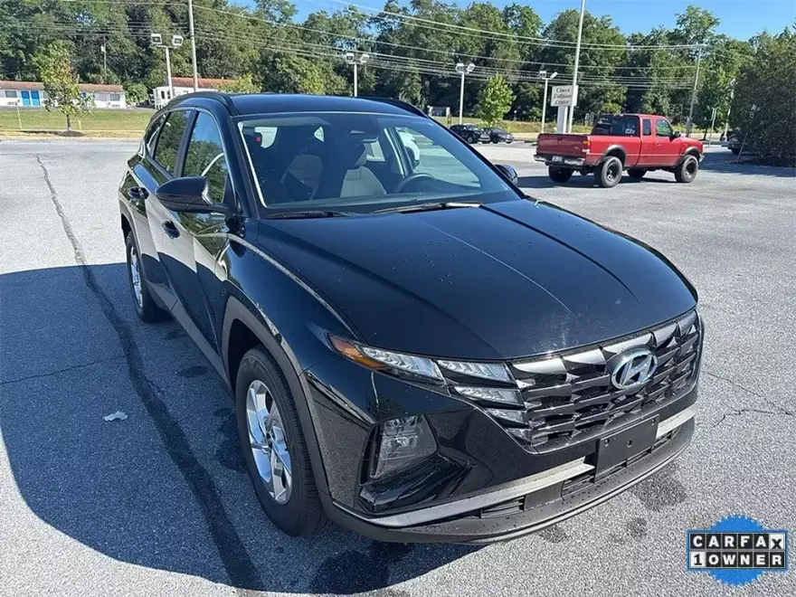 2024 Hyundai Tucson SEL photo 1