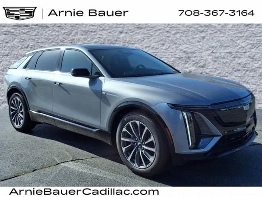 2025 Cadillac Lyriq Sport photo 1