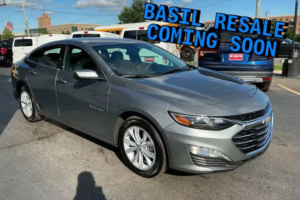 2025 Chevrolet Malibu 1LT photo 1