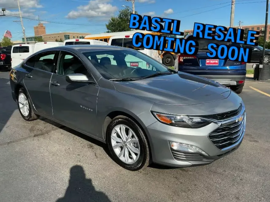 2025 Chevrolet Malibu 1LT photo 1