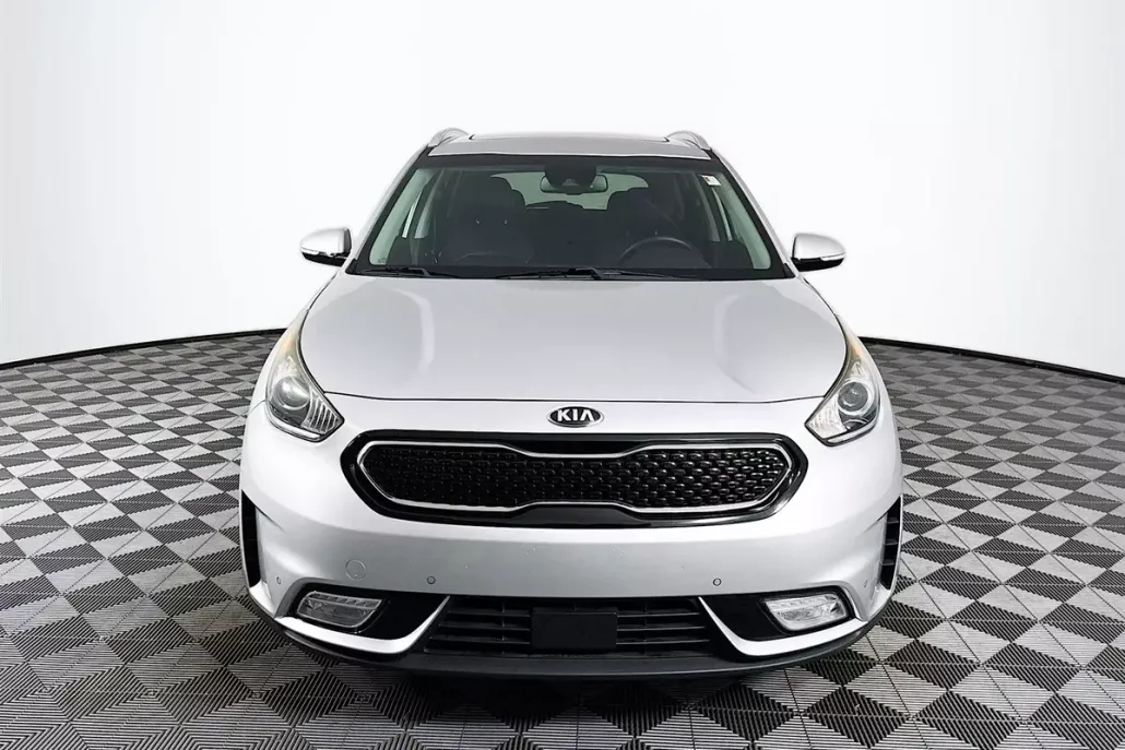 2019 Kia Niro Touring photo 1