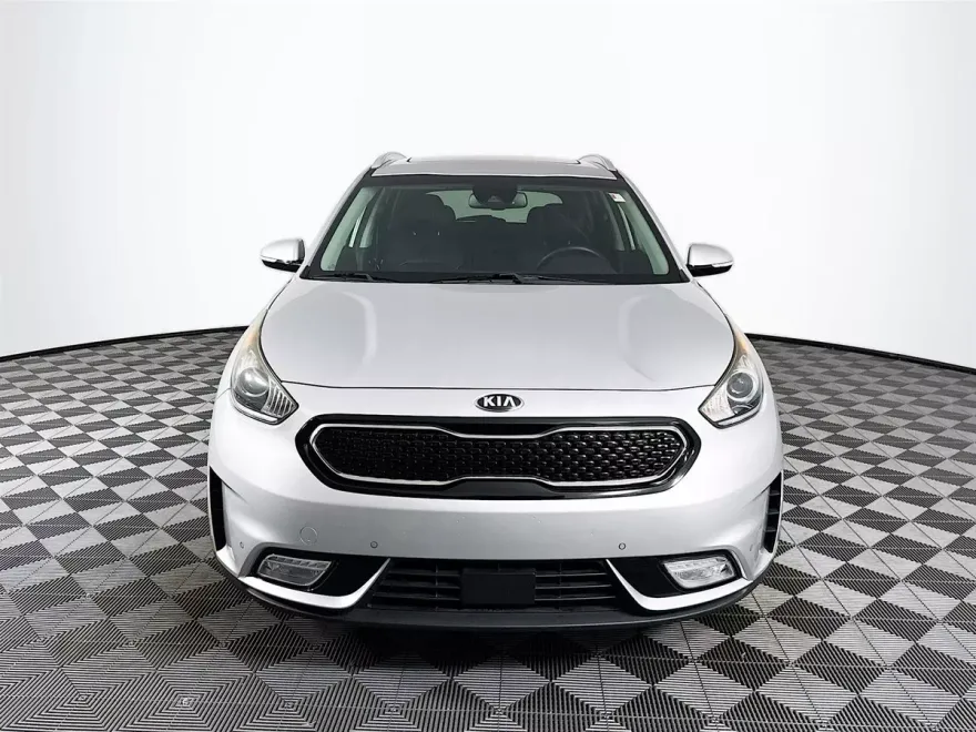 2019 Kia Niro Touring photo 1