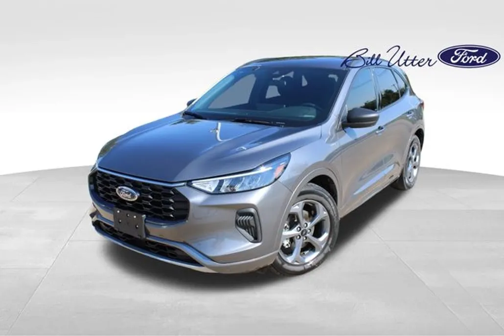 2023 Ford Escape ST-Line photo 1
