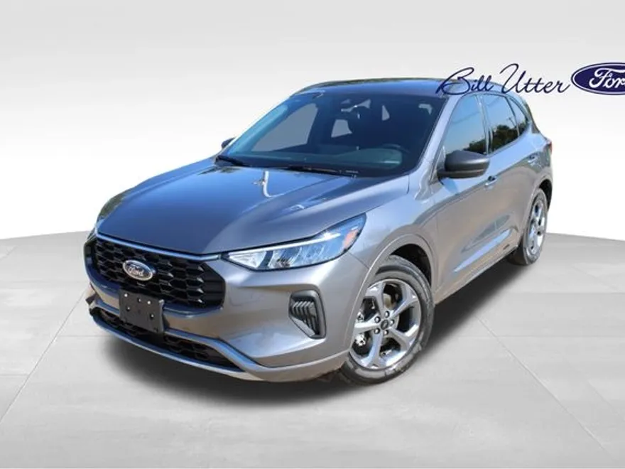 2023 Ford Escape ST-Line photo 1