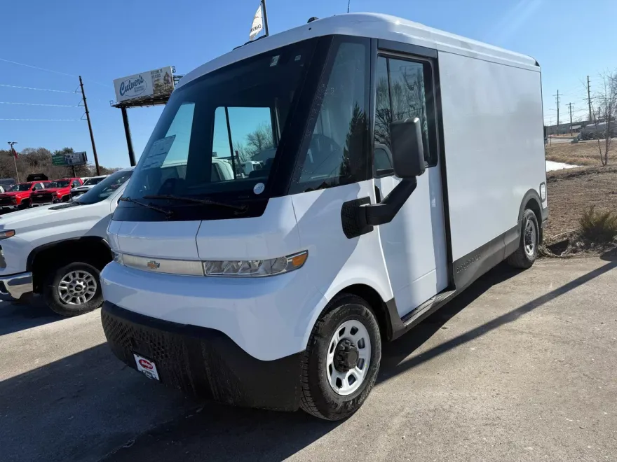 2025 Chevrolet BrightDrop 400 photo 1