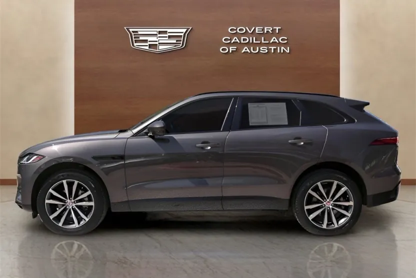 2023 Jaguar F-PACE P250 S photo 1