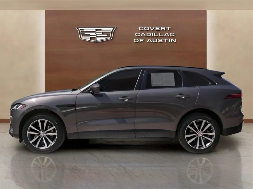 2023 Jaguar F-PACE P250 S photo 1