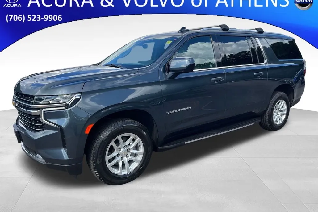 2021 Chevrolet Suburban LT photo 1