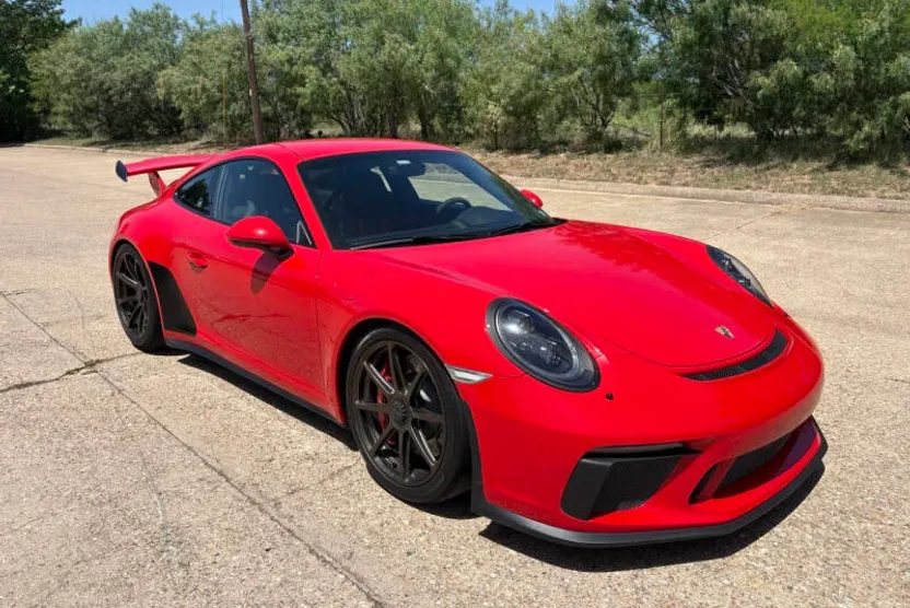 2018 Porsche 911 GT3 Coupe photo 1