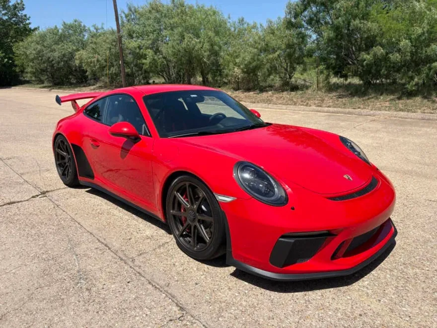2018 Porsche 911 GT3 Coupe photo 1