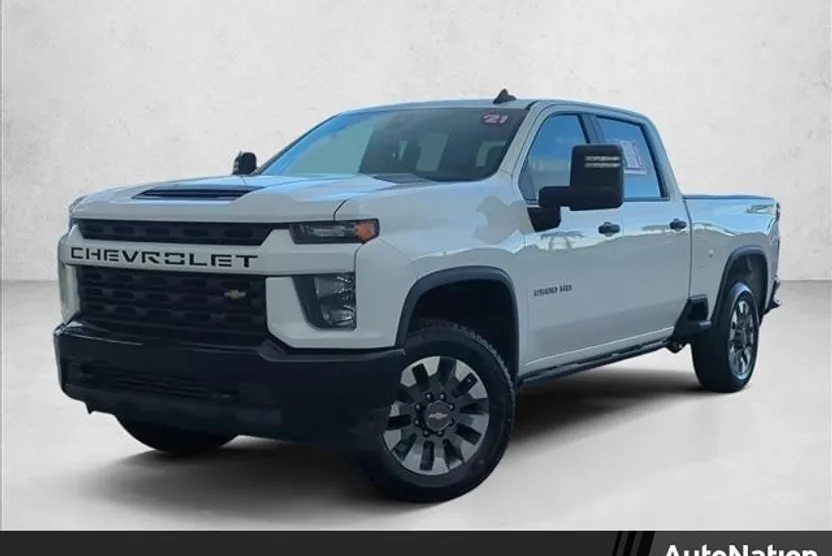 2021 Chevrolet Silverado 2500HD Custom photo 1