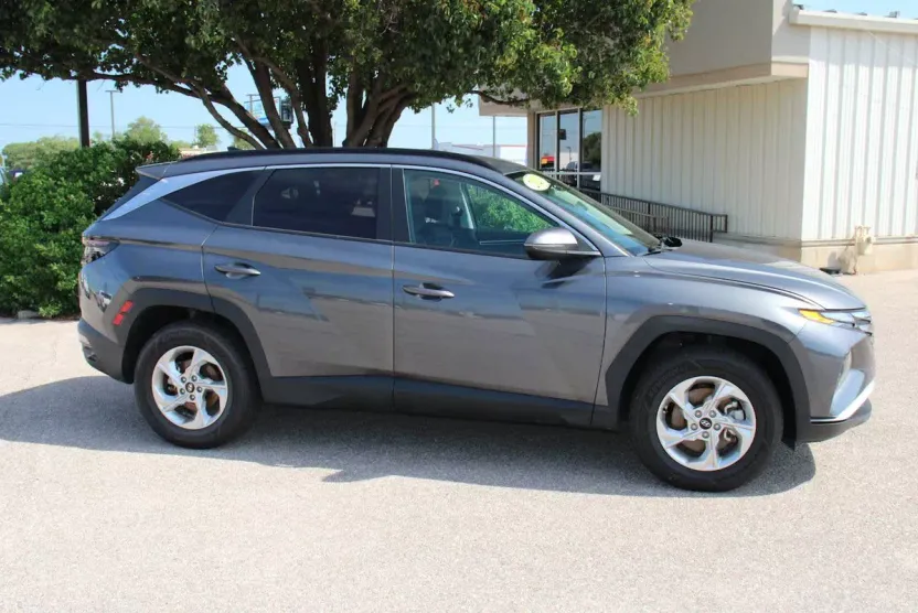 2023 Hyundai Tucson SEL photo 1