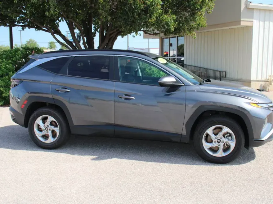 2023 Hyundai Tucson SEL photo 1