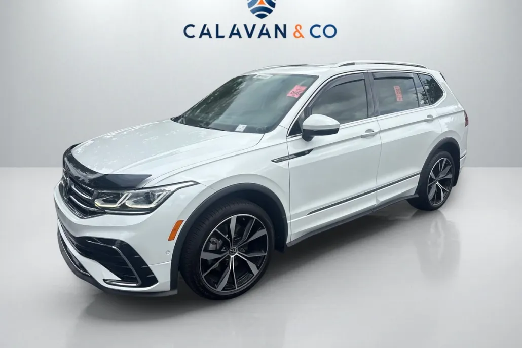 2023 Volkswagen Tiguan SEL R-Line Black photo 1