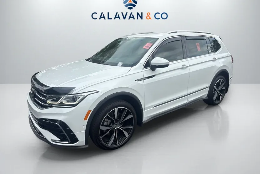 2023 Volkswagen Tiguan SEL R-Line Black photo 1