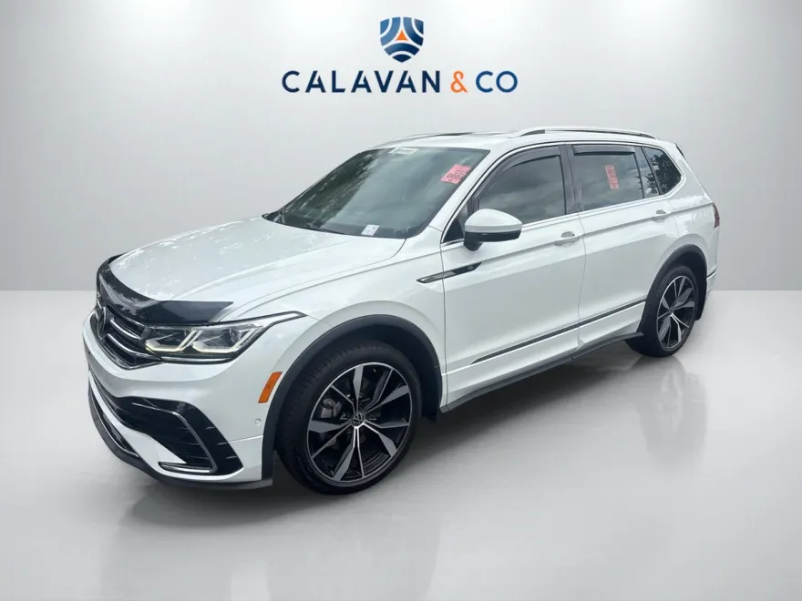 2023 Volkswagen Tiguan SEL R-Line Black photo 1