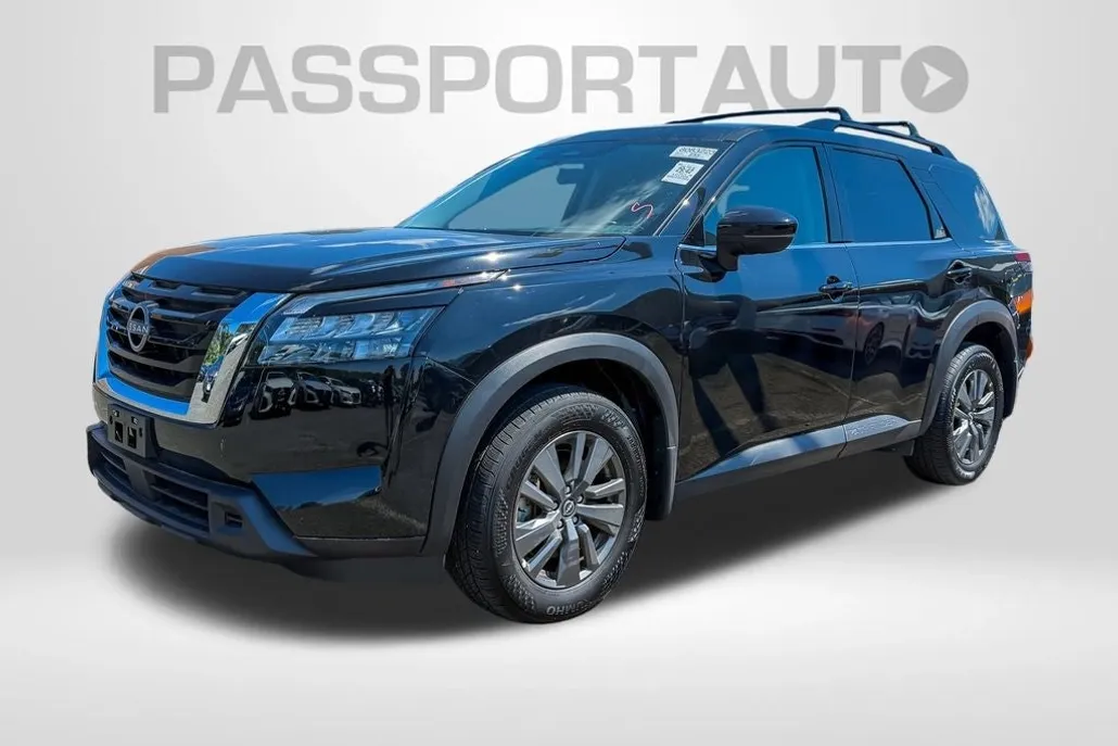 2024 Nissan Pathfinder SV photo 1