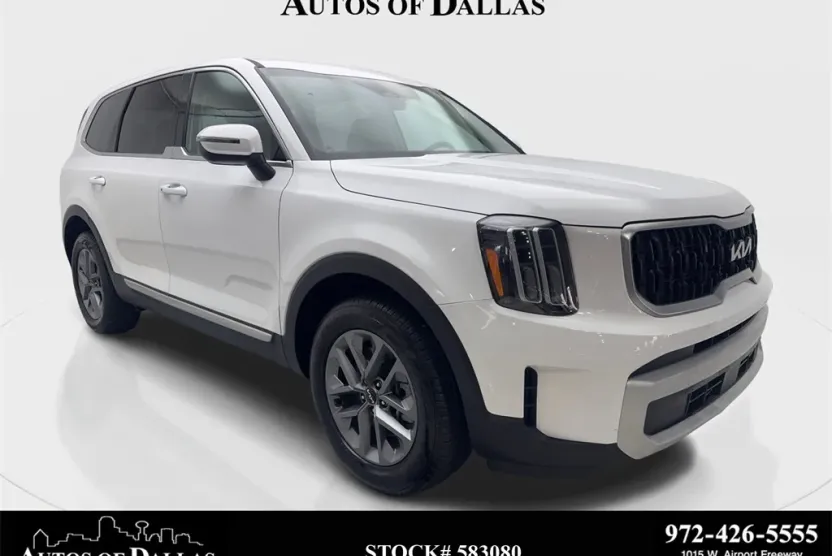 2025 Kia Telluride LX photo 1