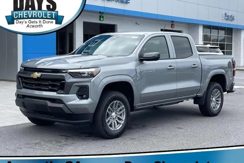 2026 Chevrolet Colorado LT photo 1