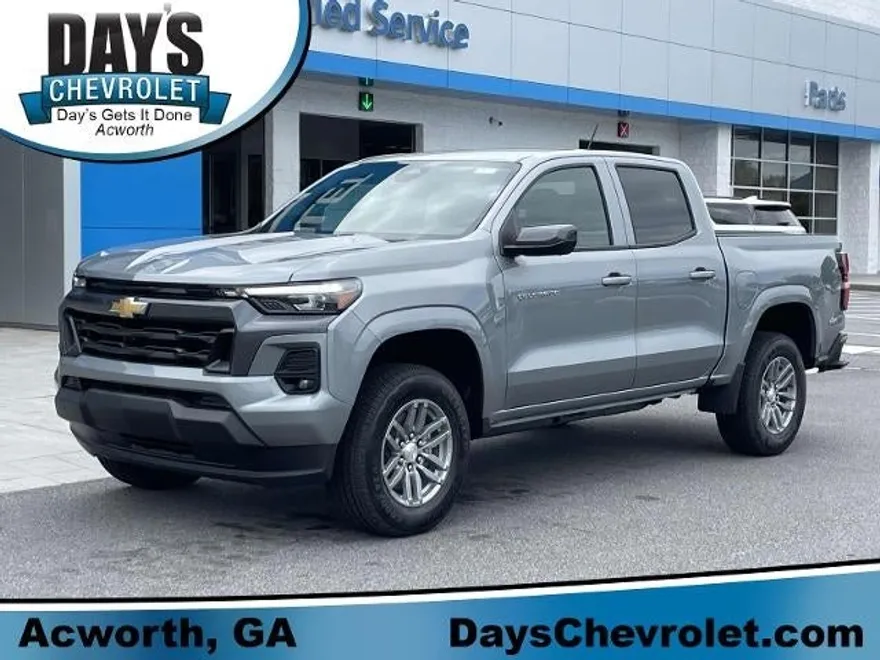 2026 Chevrolet Colorado LT photo 1