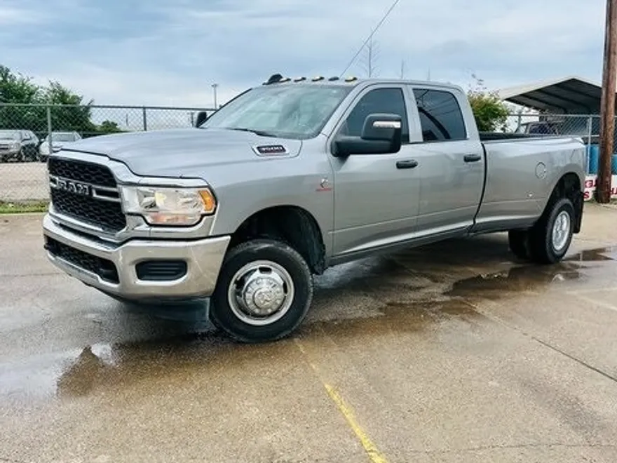 2023 Ram 3500 Tradesman photo 1