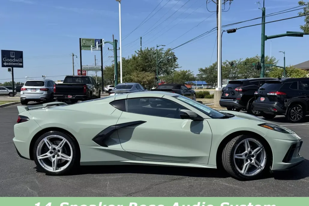 2024 Chevrolet Corvette Stingray 2LT Coupe photo 1
