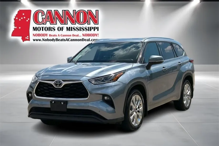 2021 Toyota Highlander Limited photo 1