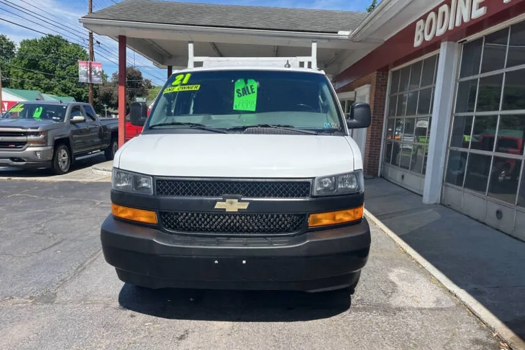 2021 Chevrolet Express 2500 Cargo Van photo 1